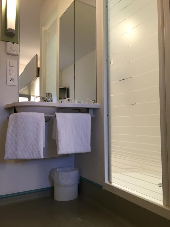 Ibis Budget Niort - La Crèche 2* La Creche