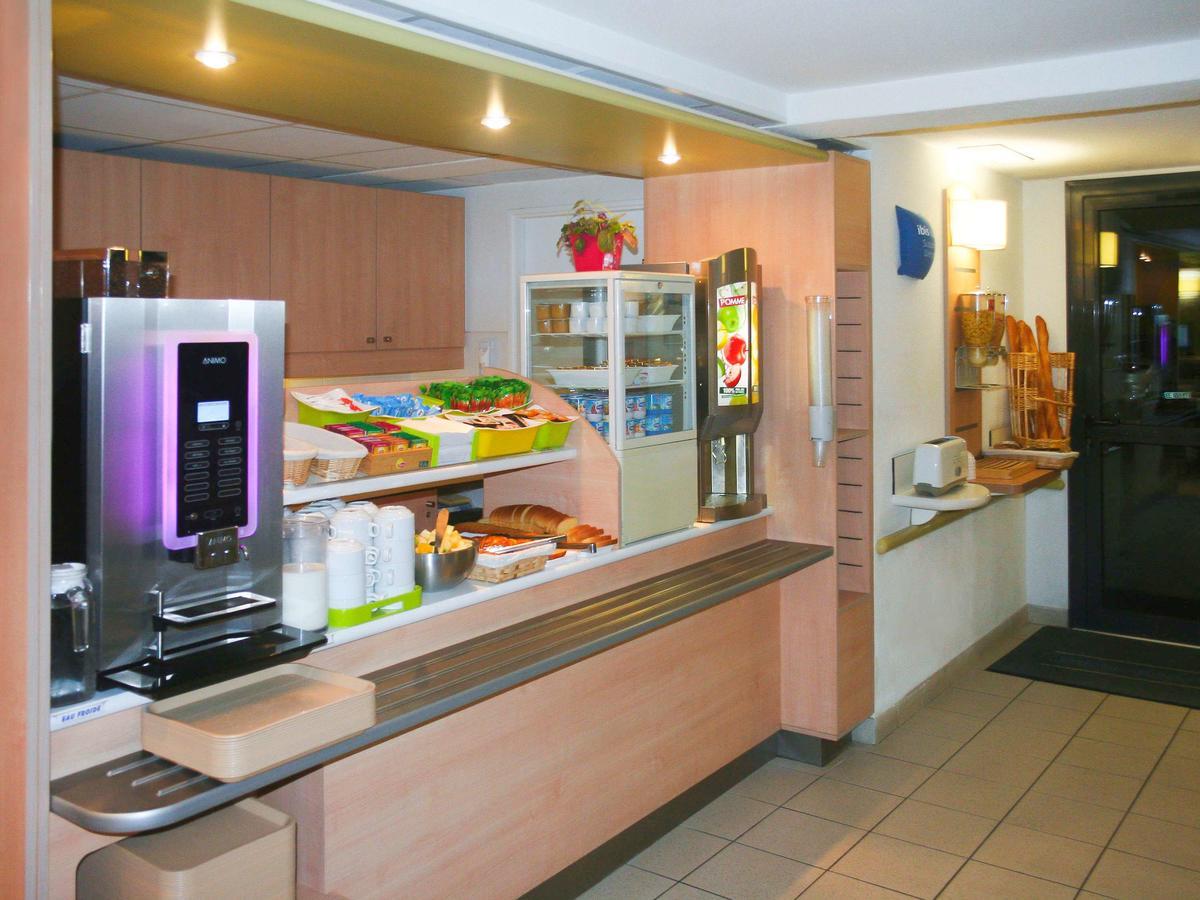 Ibis Budget Niort - La Crèche 2* La Creche